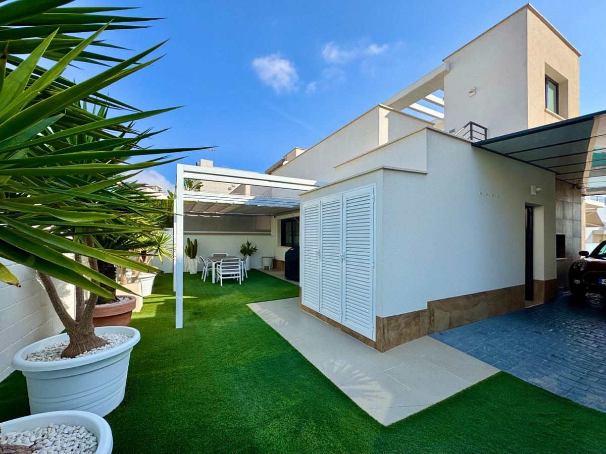 Huis te koop in San Miguel de Salinas | 3 slaapkamers H5371243