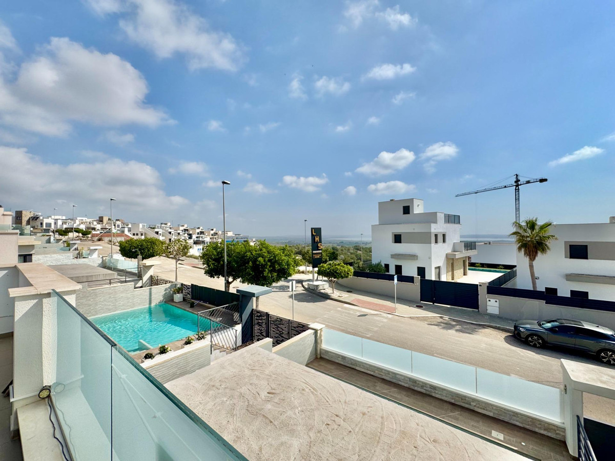 Huis te koop in San Miguel de Salinas | 3 slaapkamers H5371243