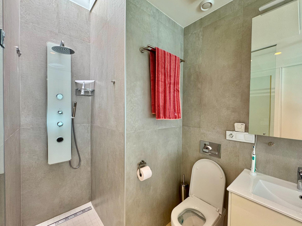 Huis te koop in San Miguel de Salinas | 3 slaapkamers H5371243