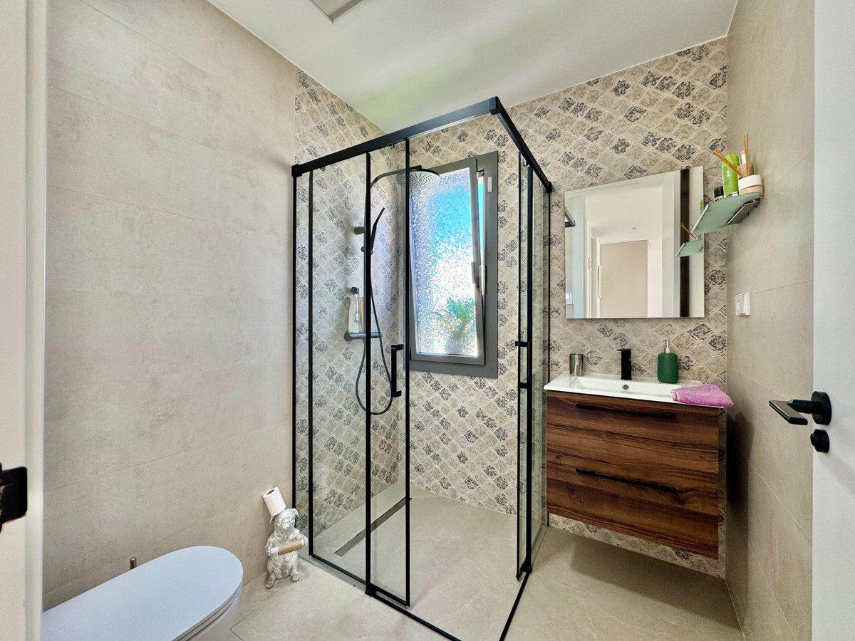 Huis te koop in San Miguel de Salinas | 3 slaapkamers H5383243