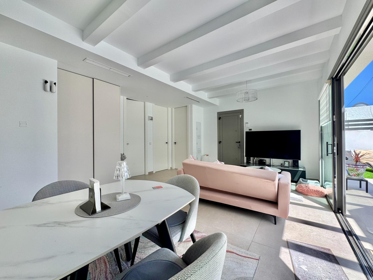 Huis te koop in San Miguel de Salinas | 3 slaapkamers H5383243