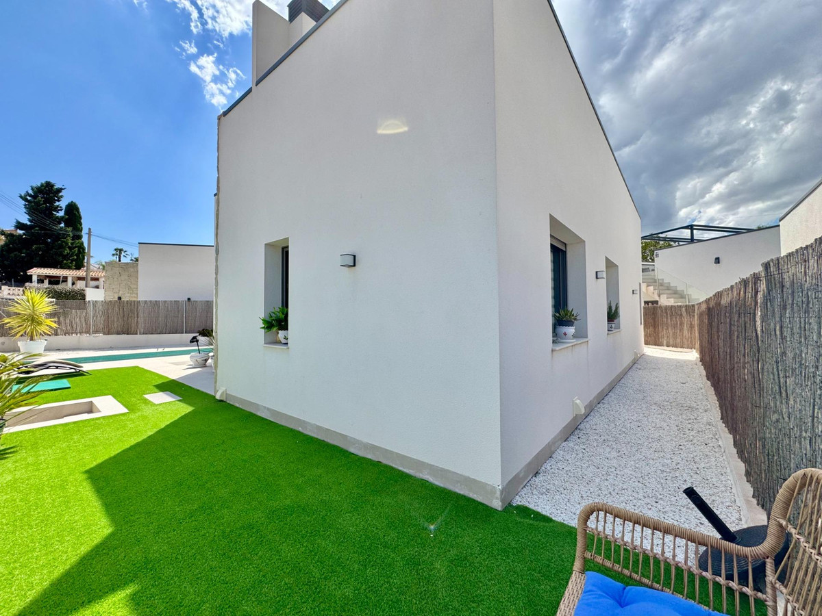 Huis te koop in San Miguel de Salinas | 3 slaapkamers H5383243