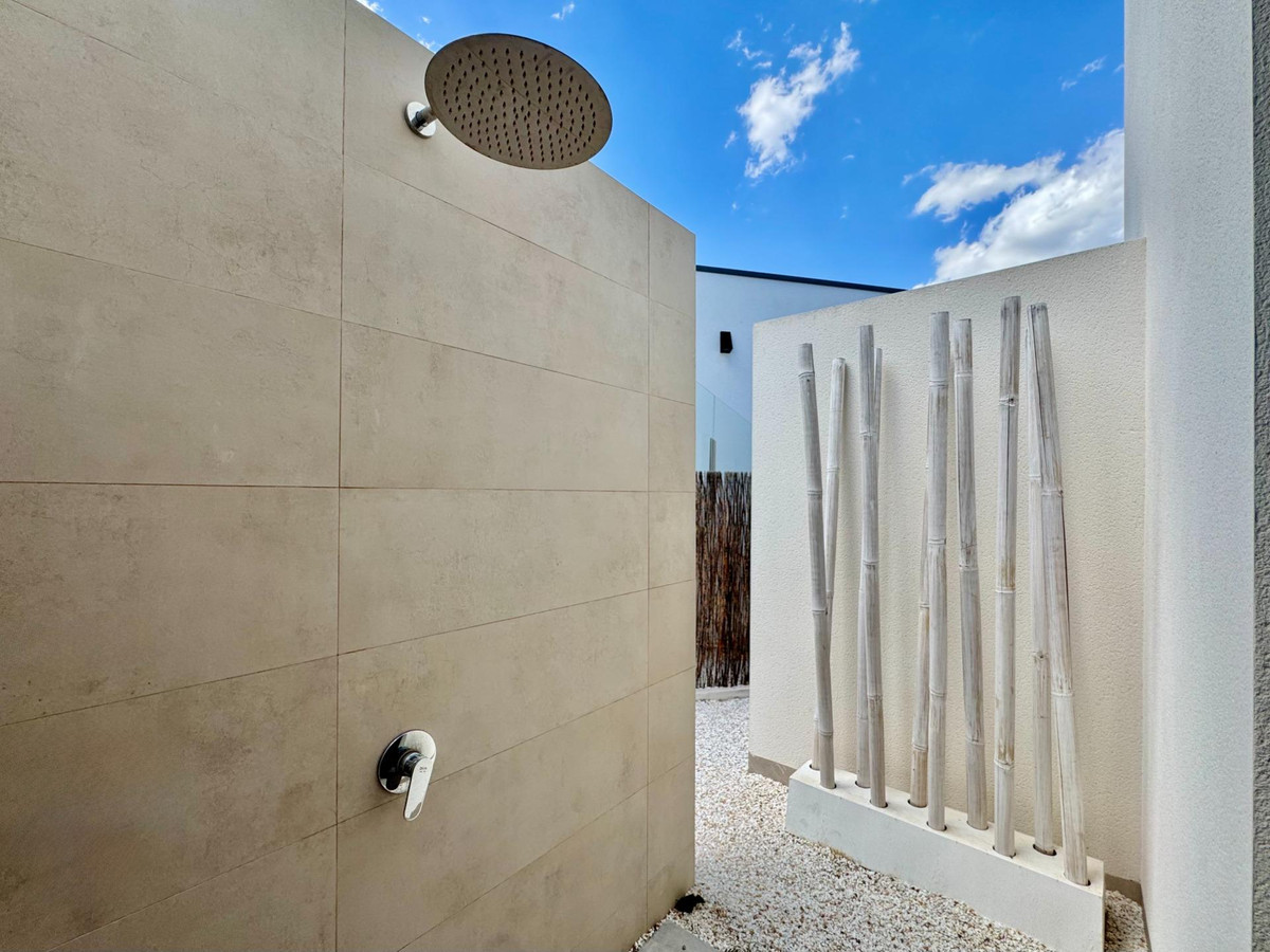 Huis te koop in San Miguel de Salinas | 3 slaapkamers H5383243