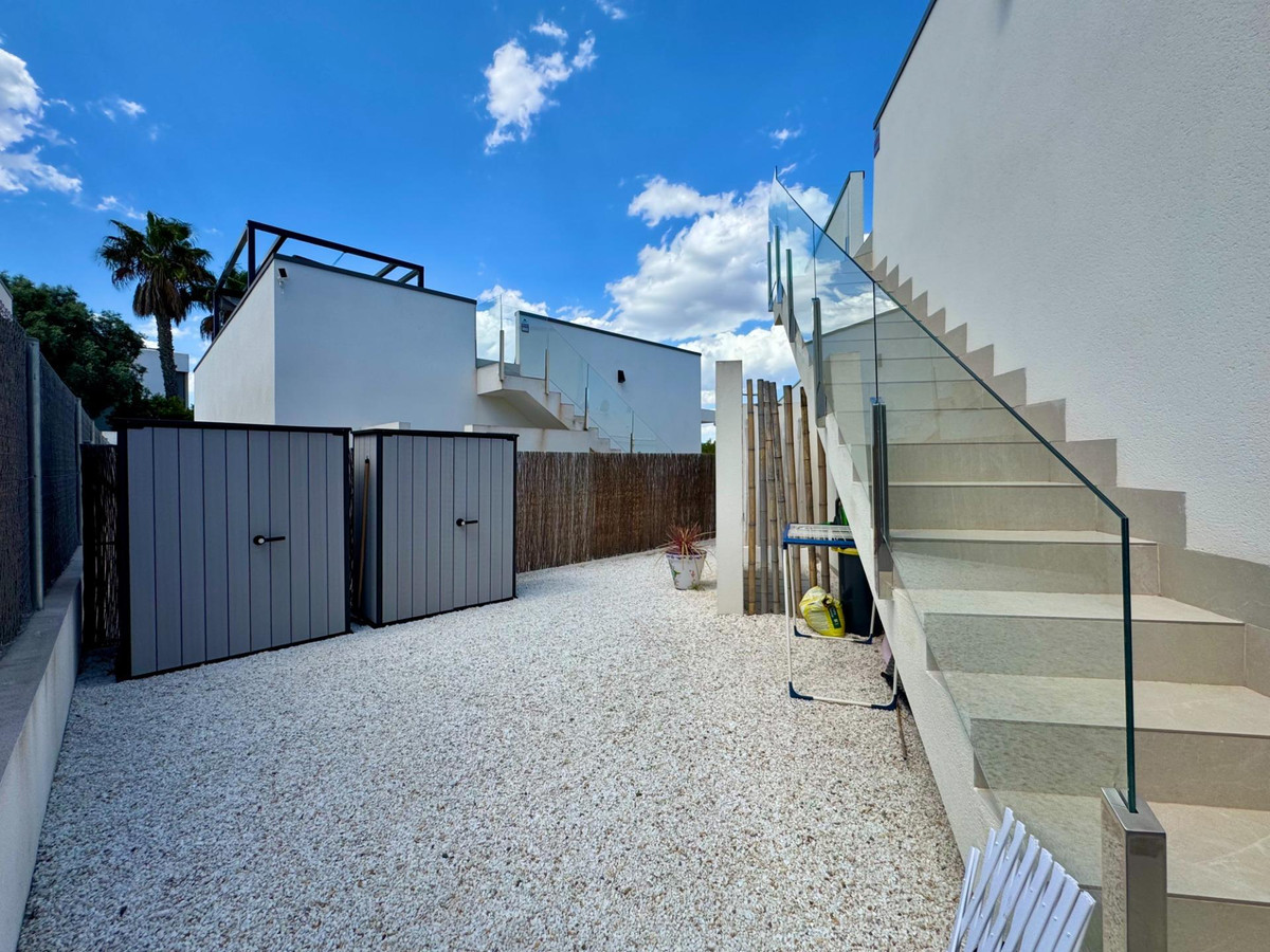 Huis te koop in San Miguel de Salinas | 3 slaapkamers H5383243