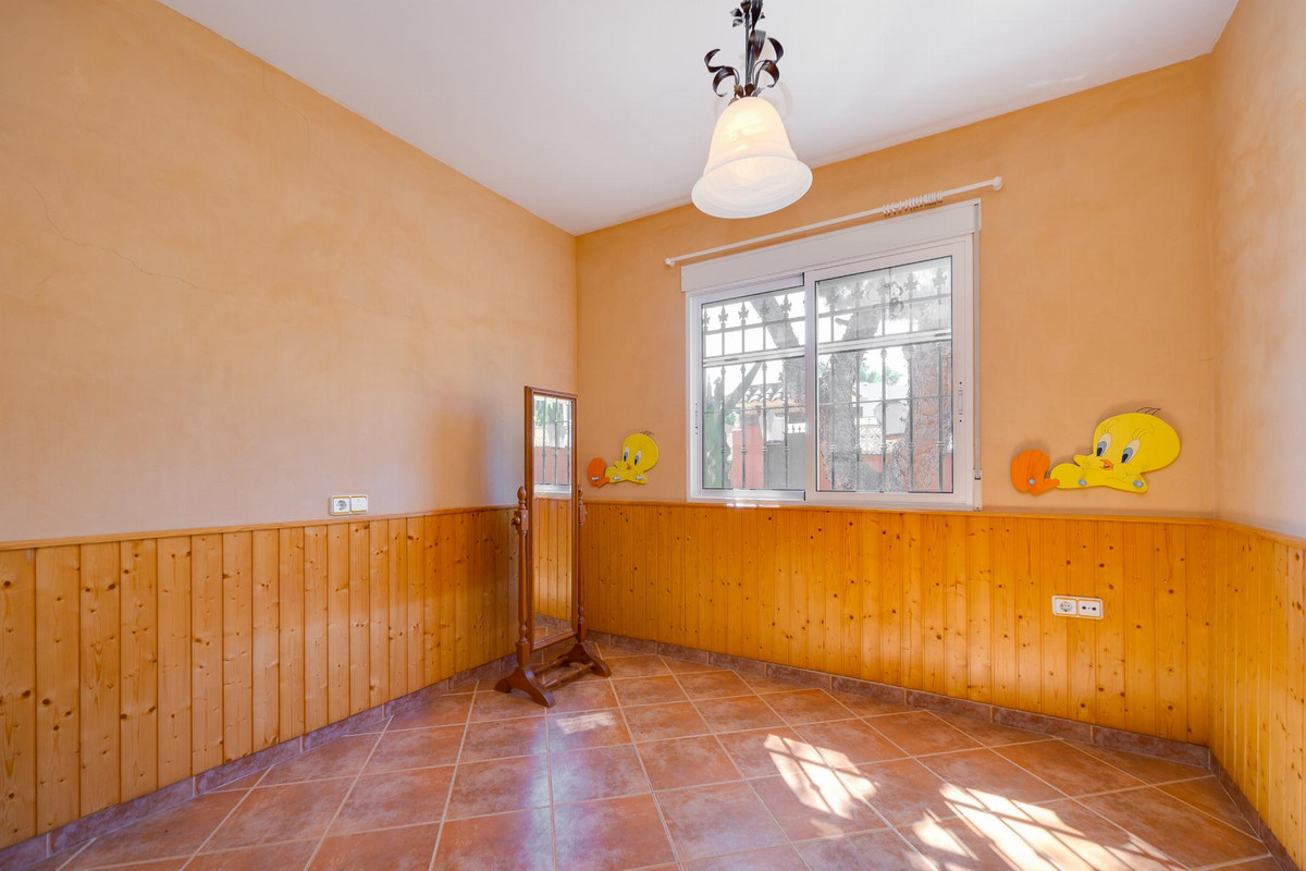 Huis te koop in San Miguel de Salinas | 5 slaapkamers H5387434