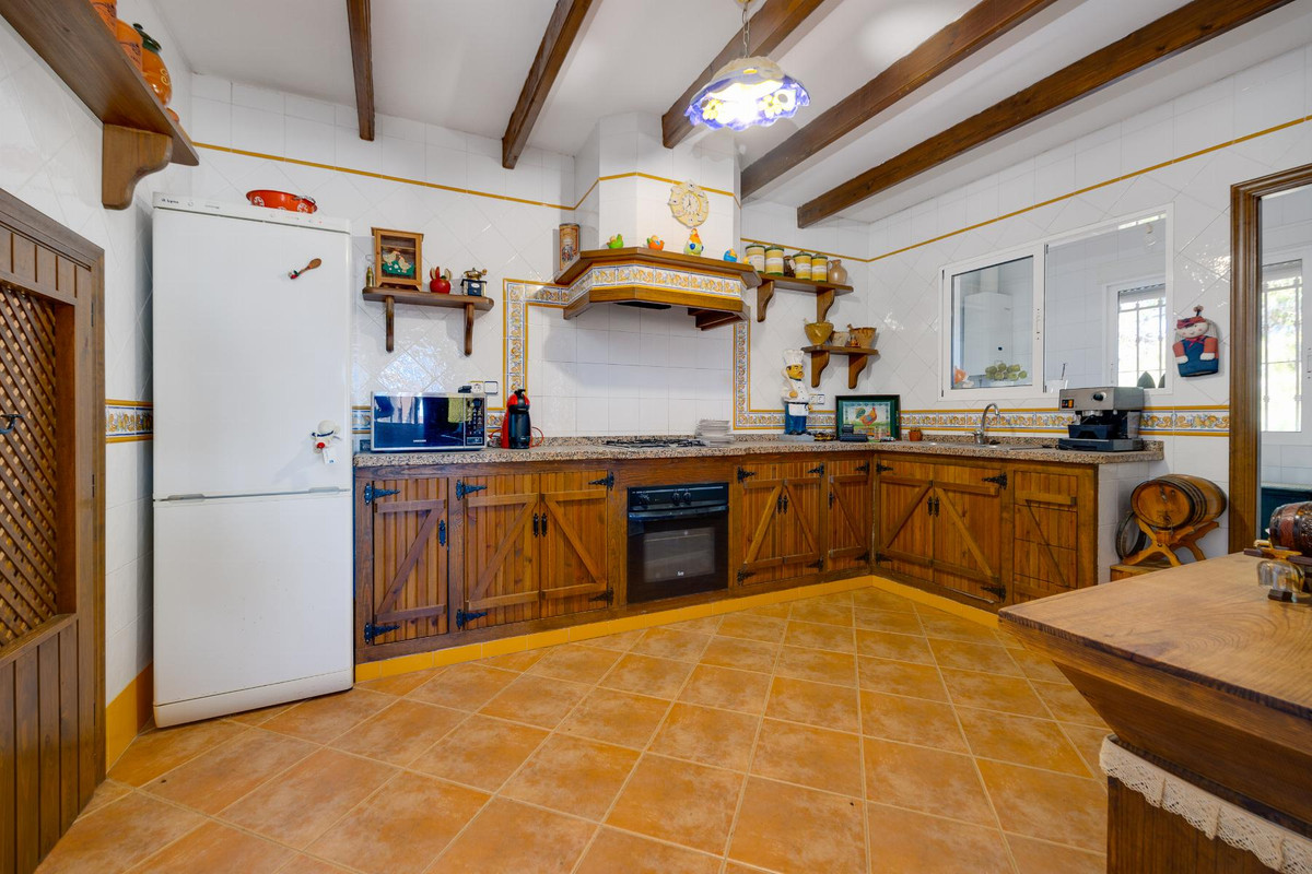 Huis te koop in San Miguel de Salinas | 5 slaapkamers H5387434