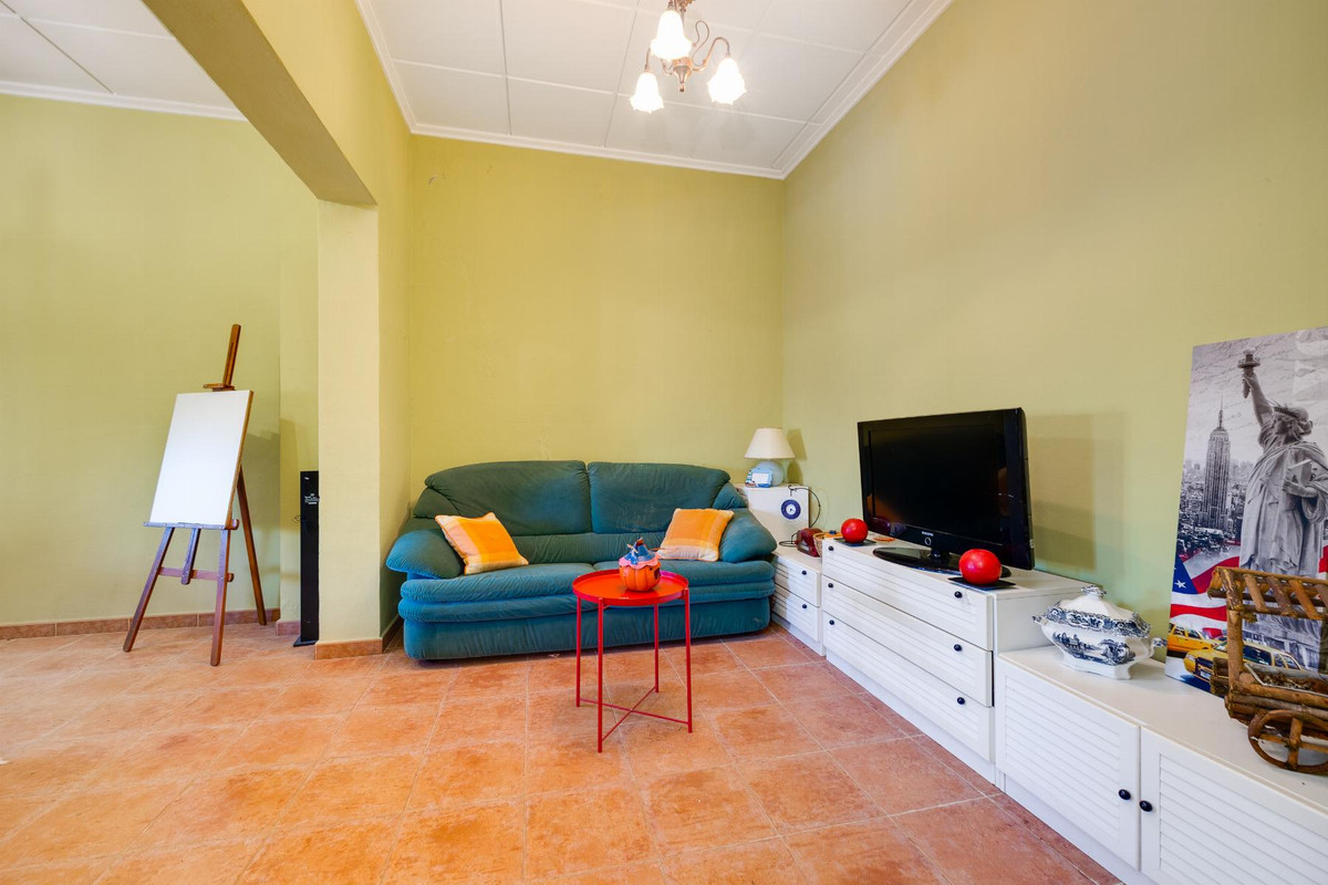 Huis te koop in San Miguel de Salinas | 5 slaapkamers H5387434