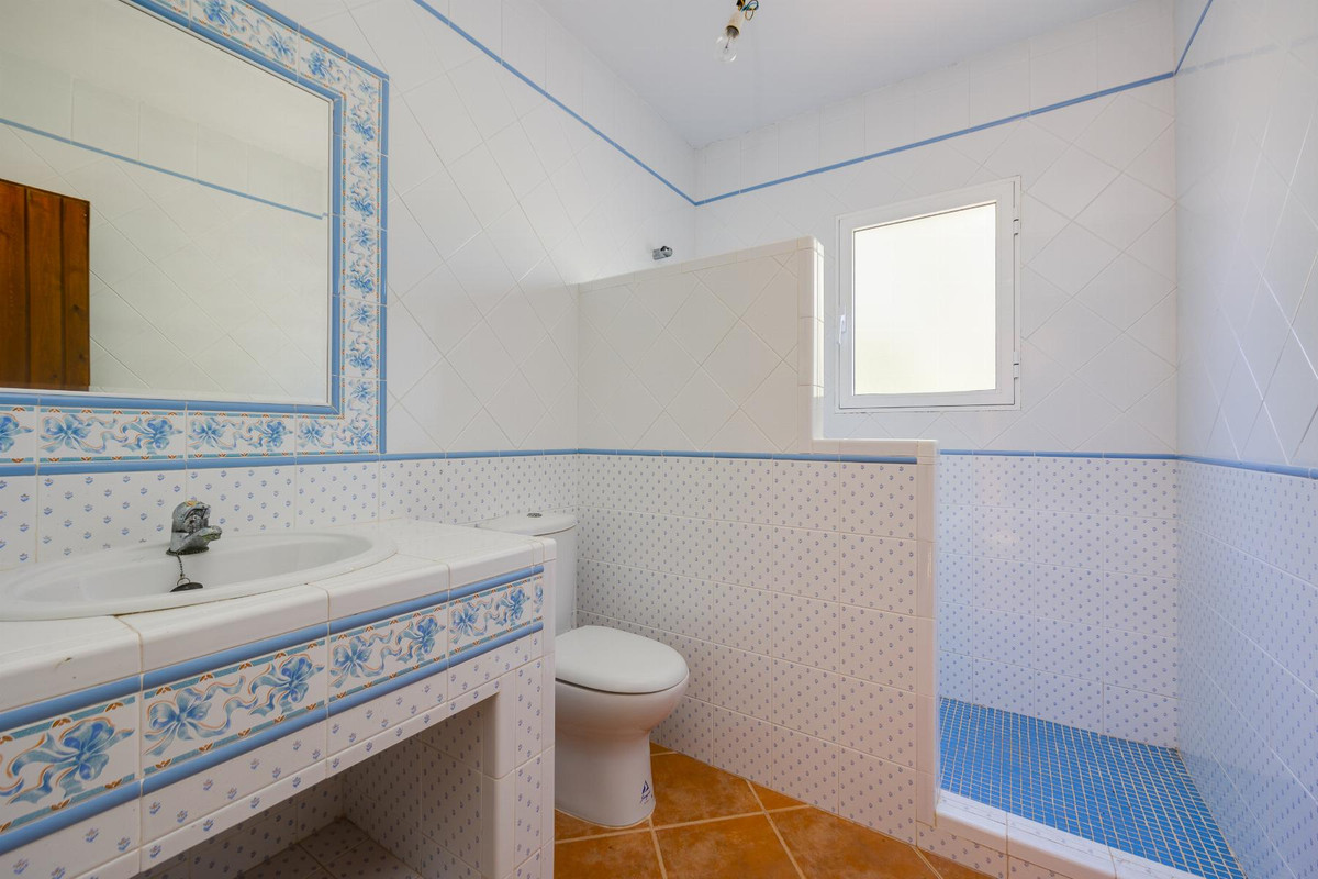 Huis te koop in San Miguel de Salinas | 5 slaapkamers H5387434