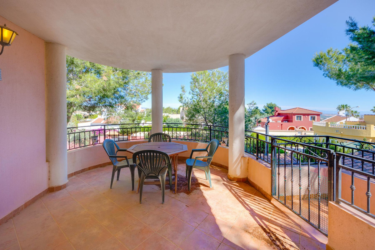 Huis te koop in San Miguel de Salinas | 5 slaapkamers H5387434