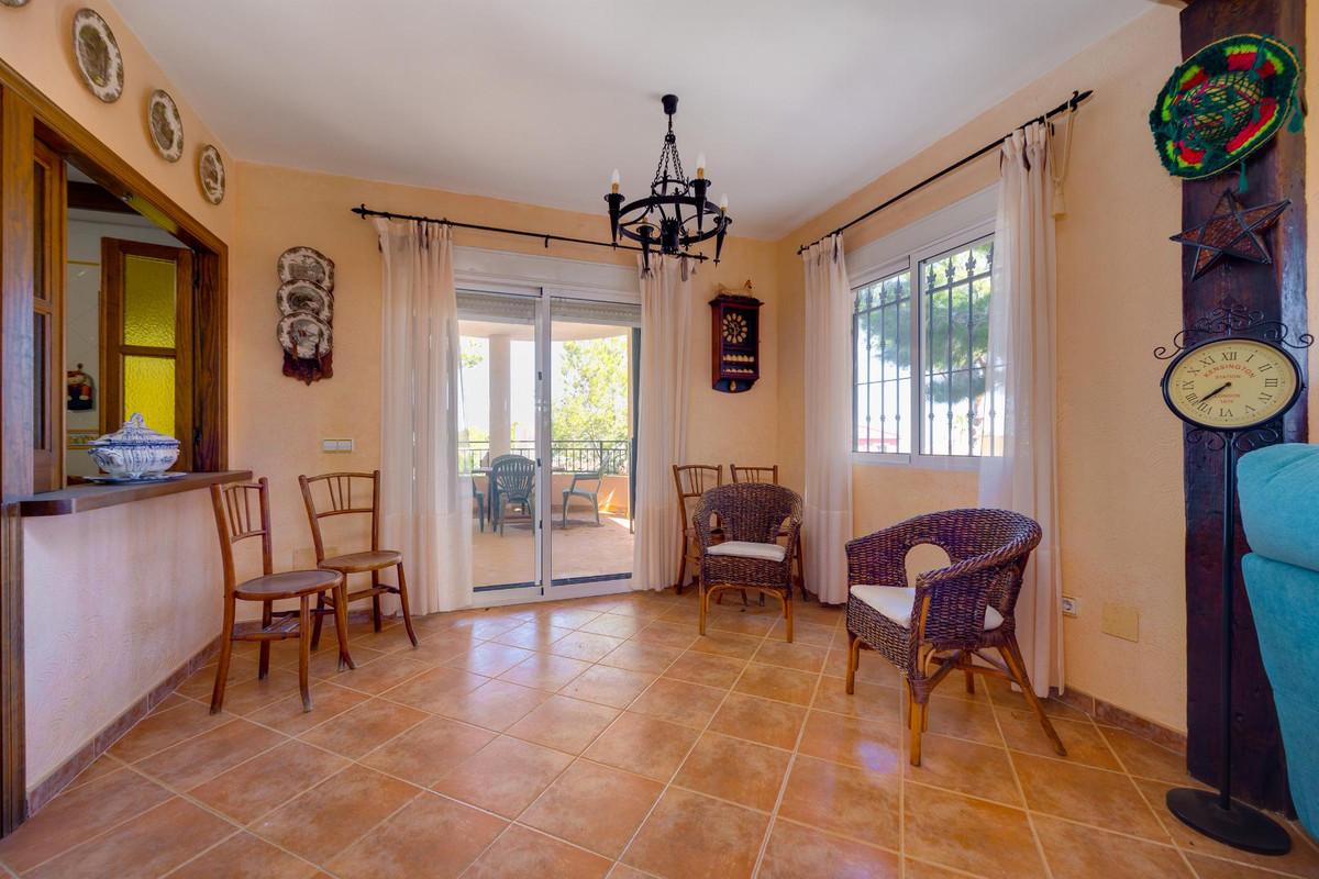 Huis te koop in San Miguel de Salinas | 5 slaapkamers H5387434