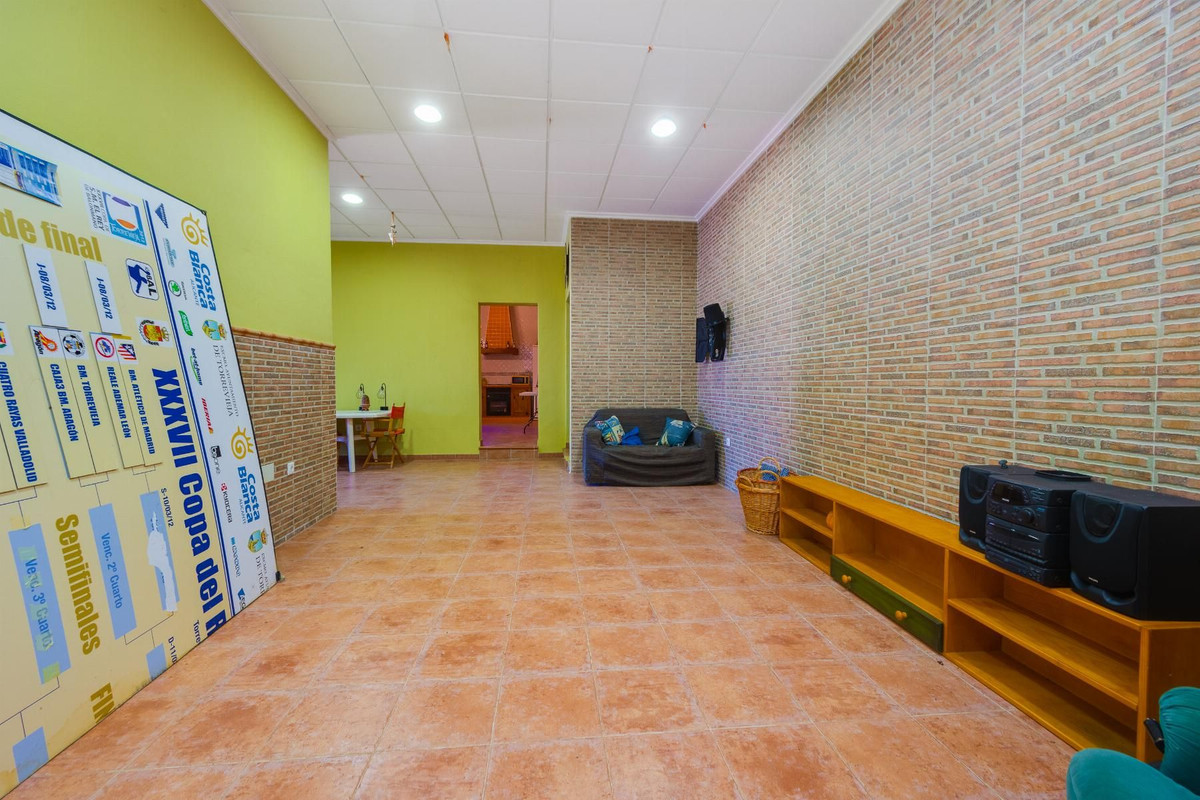 Huis te koop in San Miguel de Salinas | 5 slaapkamers H5390263