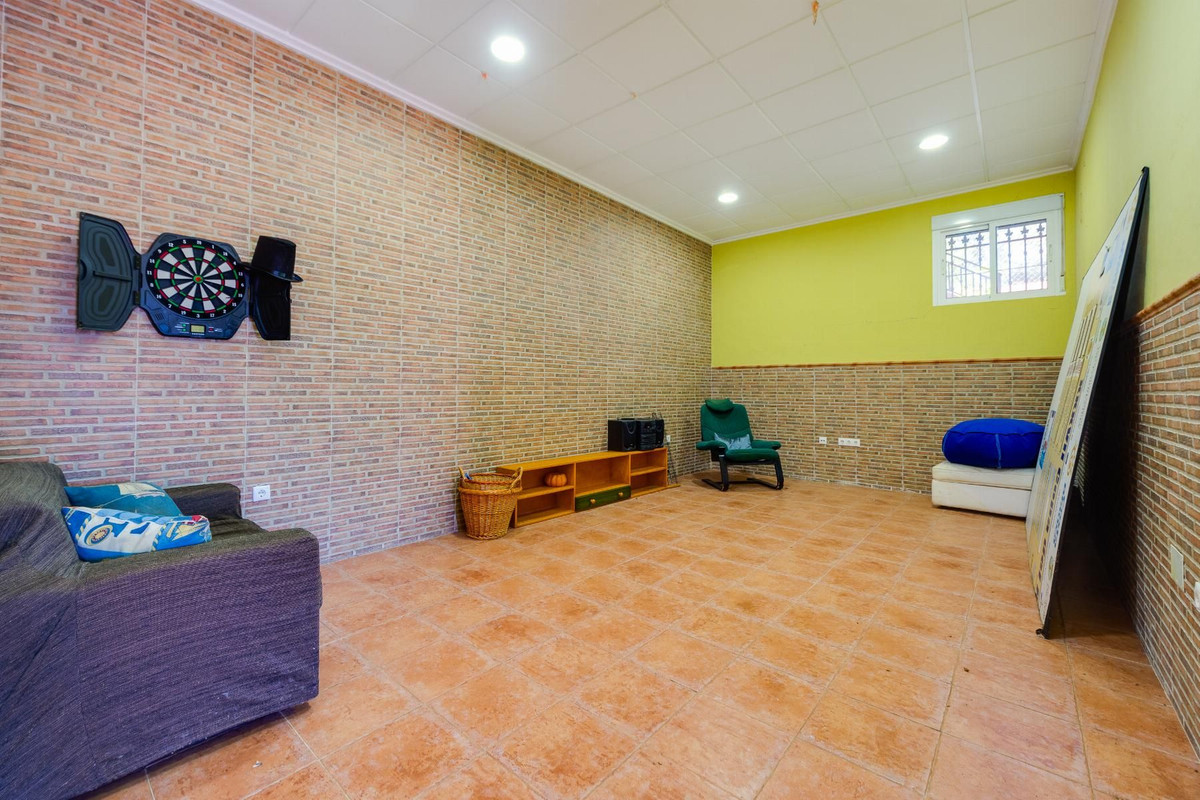 Huis te koop in San Miguel de Salinas | 5 slaapkamers H5390263