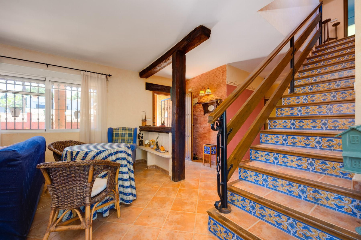 Huis te koop in San Miguel de Salinas | 5 slaapkamers H5390263