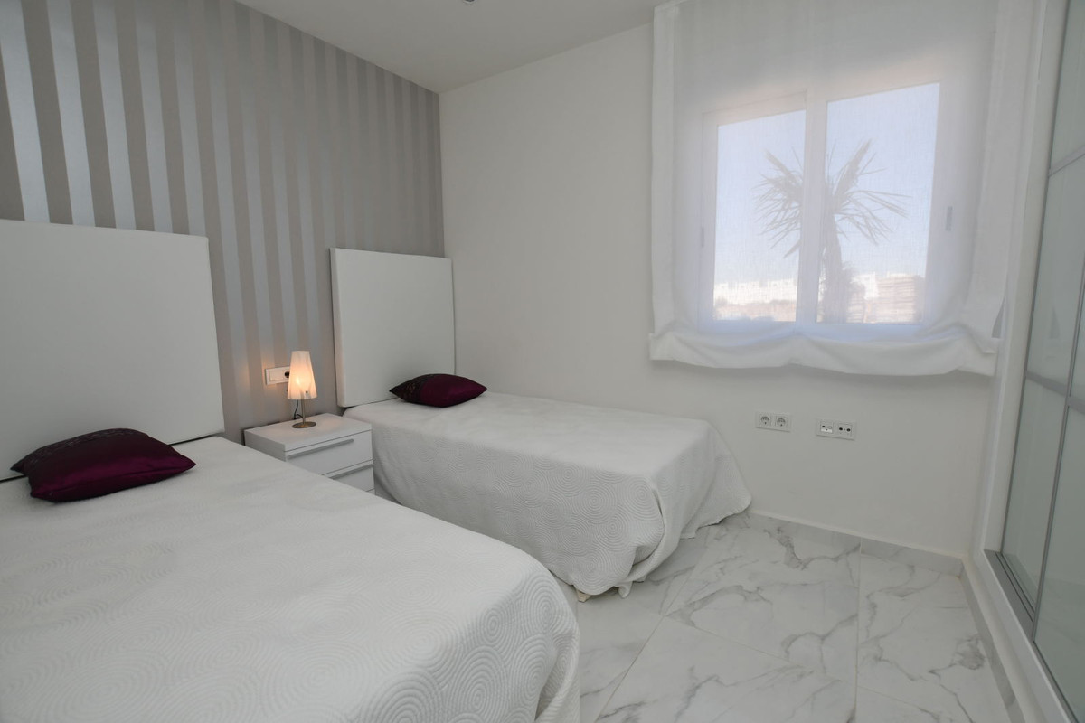 Huis te koop in San Miguel de Salinas | 2 slaapkamers H5408011