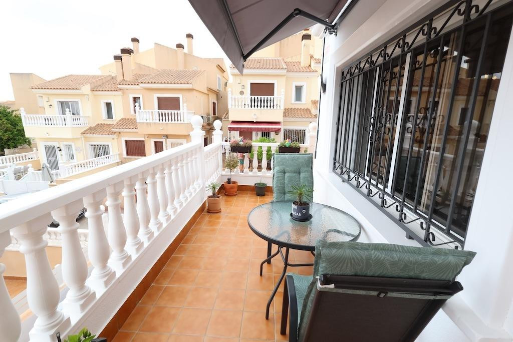 Huis te koop in San Miguel de Salinas | 3 slaapkamers H5412595