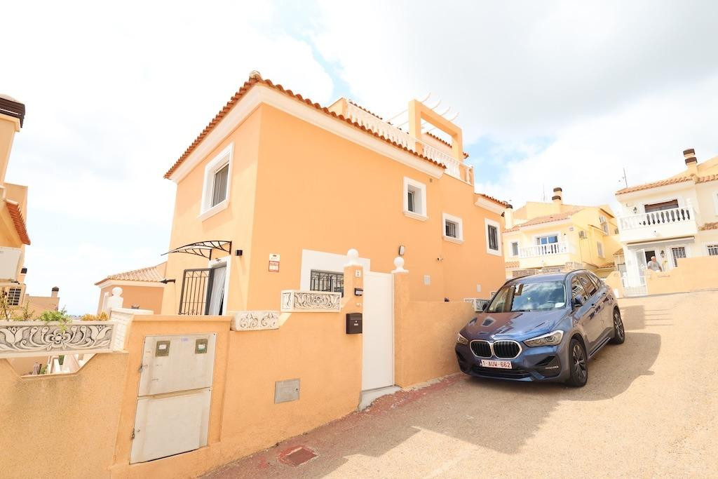 Huis te koop in San Miguel de Salinas | 3 slaapkamers H5412595