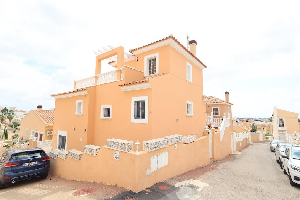 Huis te koop in San Miguel de Salinas | 3 slaapkamers H5412595