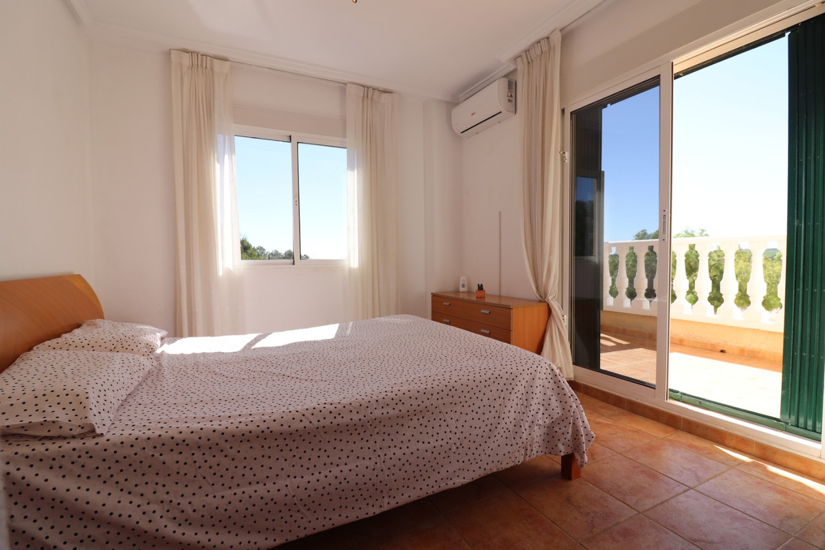 Huis te koop in San Miguel de Salinas | 3 slaapkamers H5418253