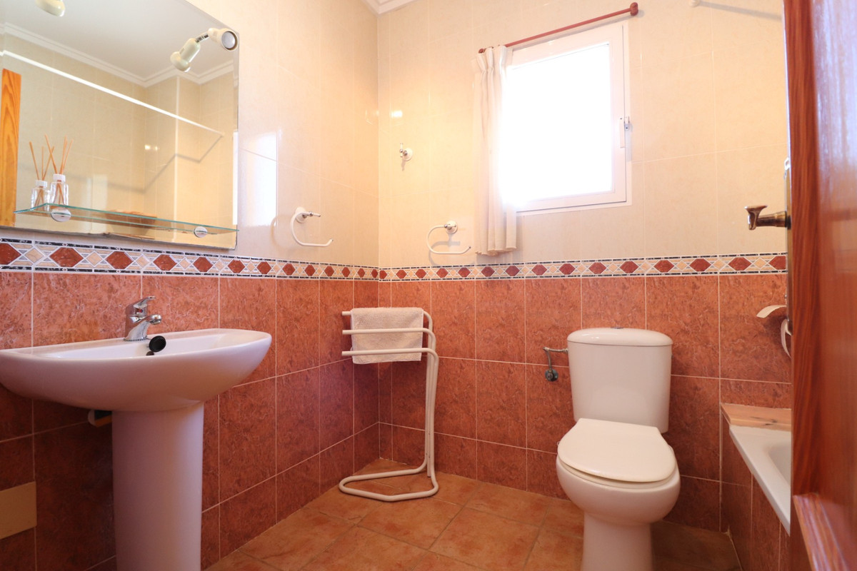 Huis te koop in San Miguel de Salinas | 3 slaapkamers H5418253