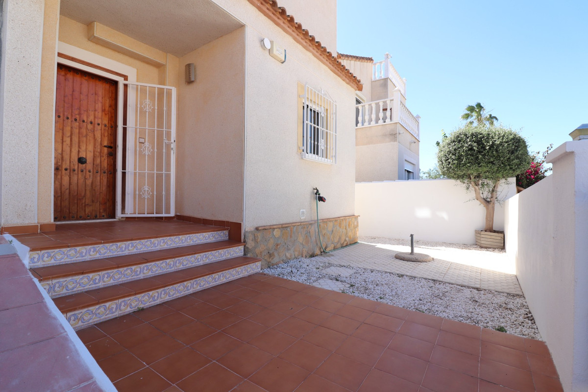 Huis te koop in San Miguel de Salinas | 3 slaapkamers H5418253