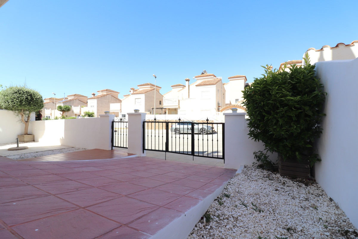 Huis te koop in San Miguel de Salinas | 3 slaapkamers H5418253