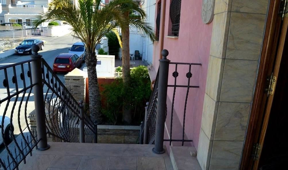 Huis te koop in San Miguel de Salinas | 4 slaapkamers H5435254
