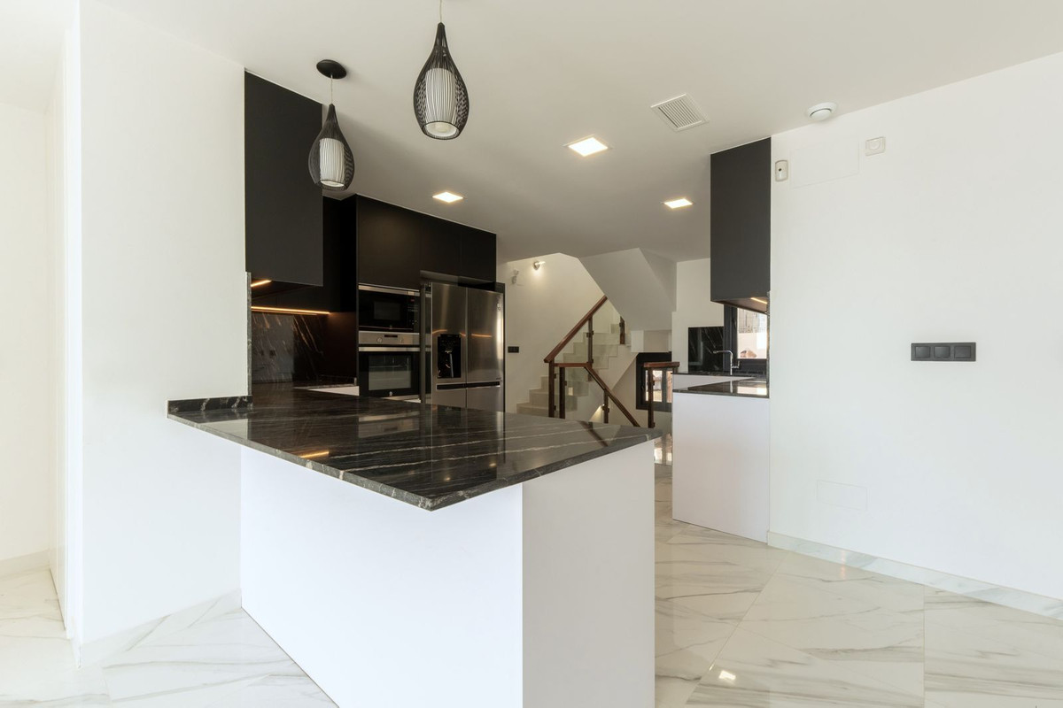 Property main view 4