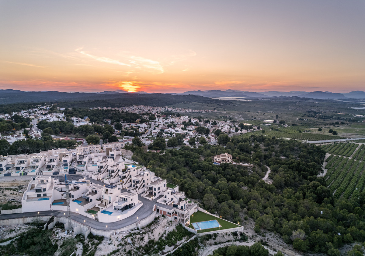 Property main view 48