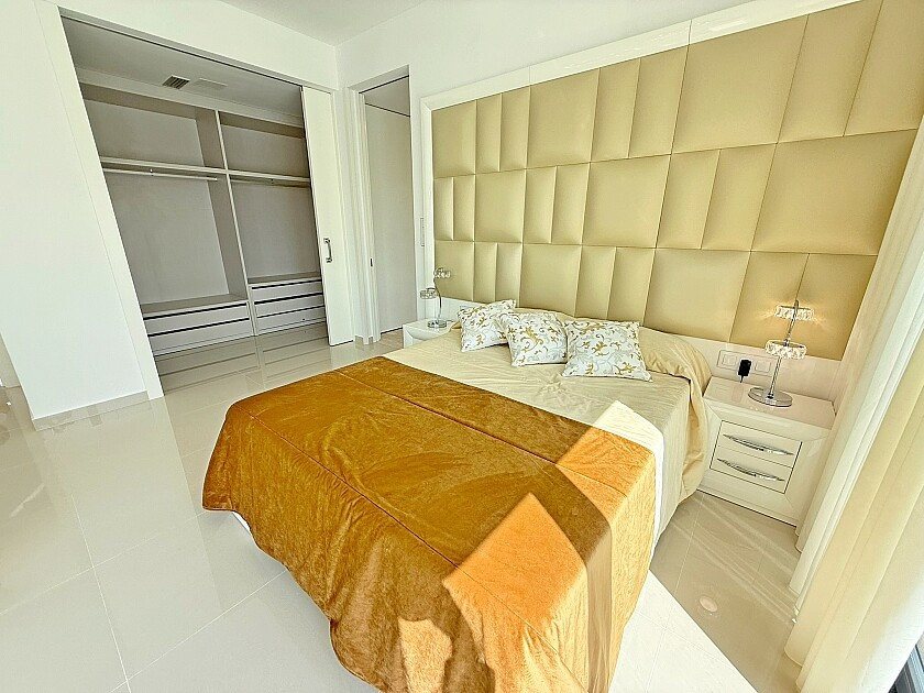 Huis te koop in San Miguel de Salinas | 5 slaapkamers H5456221