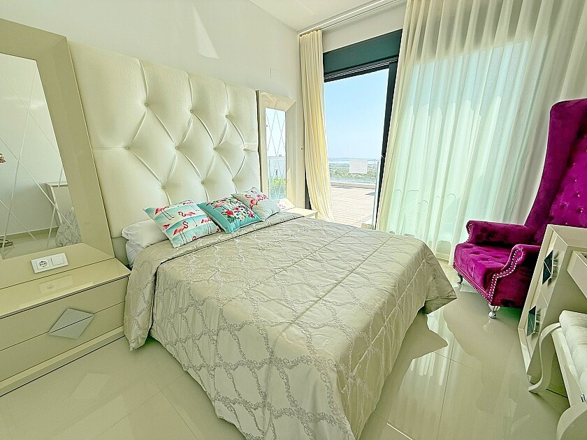 Huis te koop in San Miguel de Salinas | 5 slaapkamers H5456221