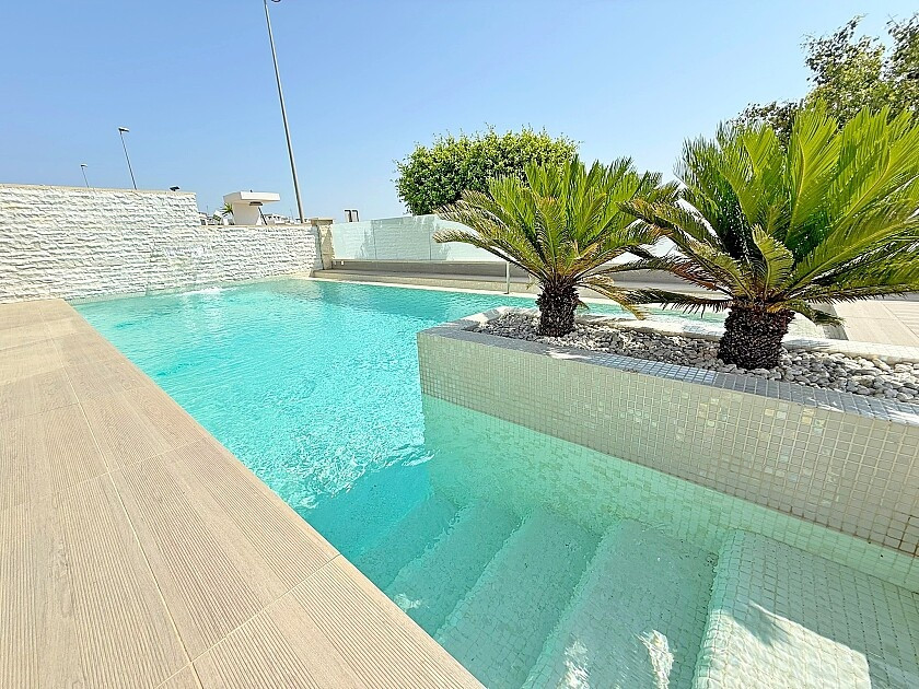 Huis te koop in San Miguel de Salinas | 5 slaapkamers H5456221