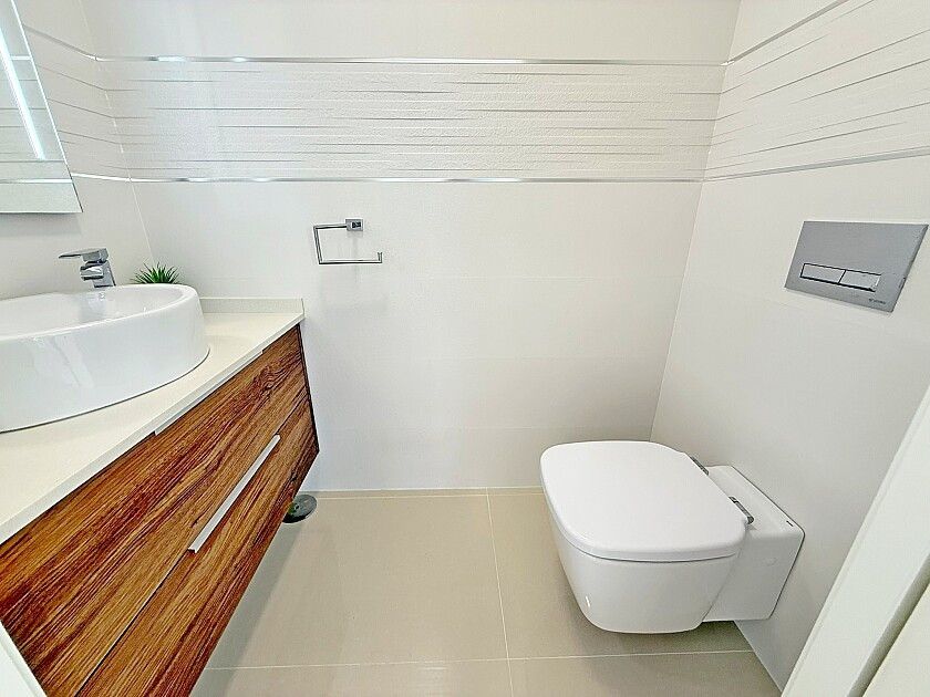 Huis te koop in San Miguel de Salinas | 5 slaapkamers H5456221