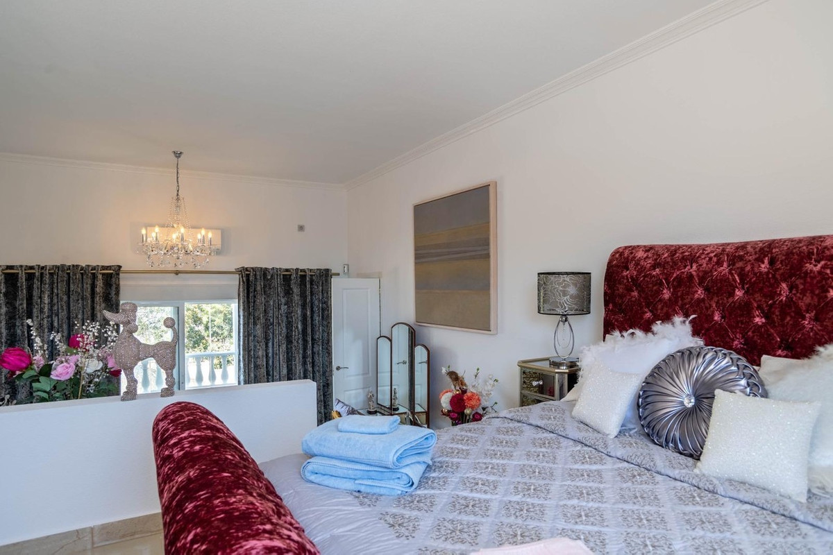 Huis te koop in San Miguel de Salinas | 4 slaapkamers H5462545