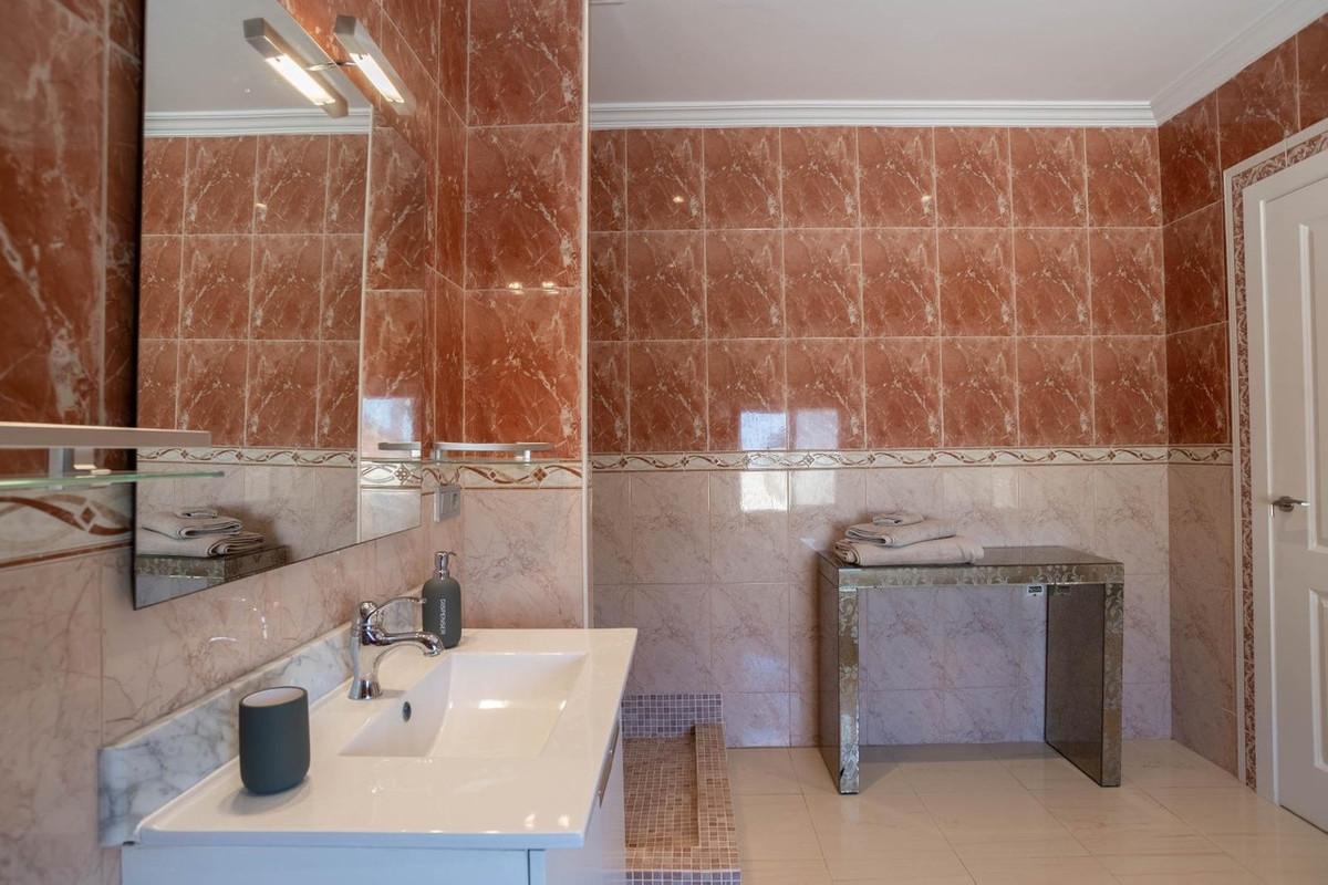 Huis te koop in San Miguel de Salinas | 4 slaapkamers H5462545
