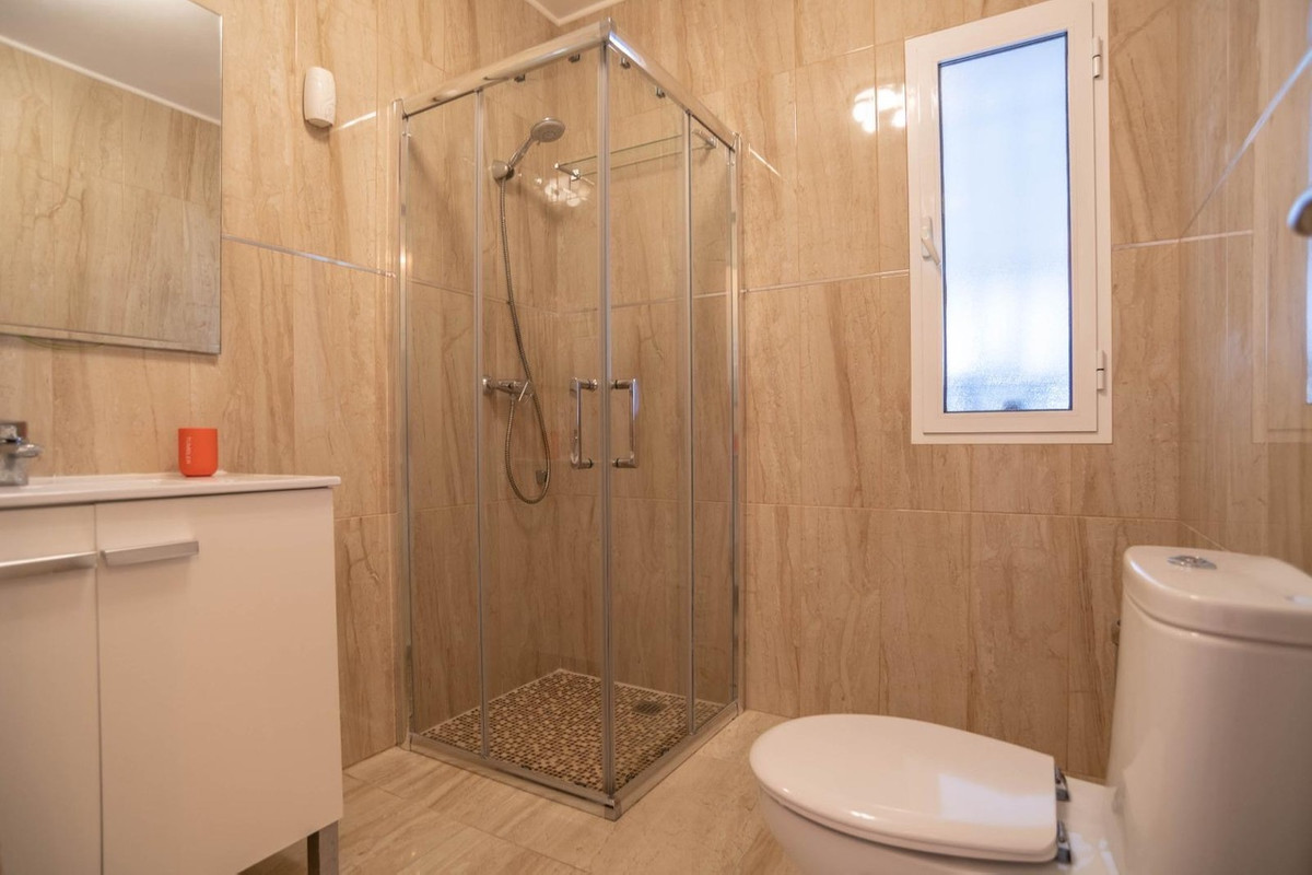 Huis te koop in San Miguel de Salinas | 4 slaapkamers H5462545