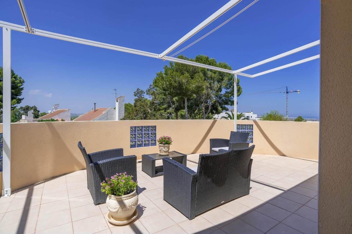Huis te koop in San Miguel de Salinas | 4 slaapkamers H5462545
