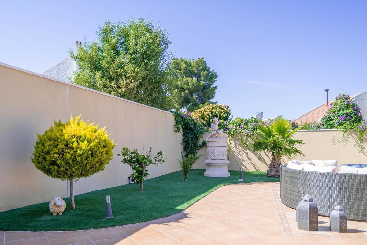 Huis te koop in San Miguel de Salinas | 4 slaapkamers H5462545