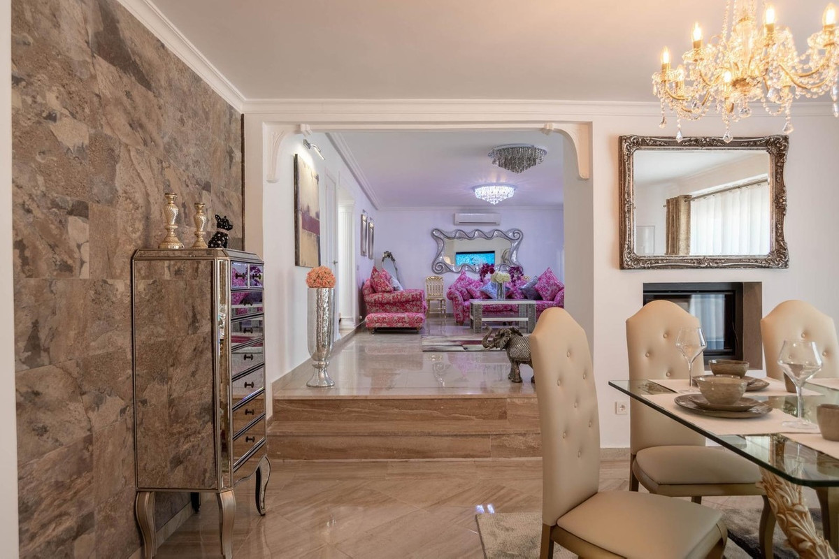 Huis te koop in San Miguel de Salinas | 4 slaapkamers H5462545
