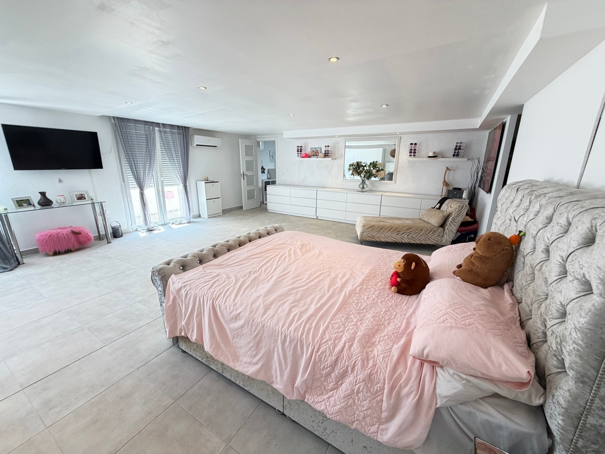 Property main view 21
