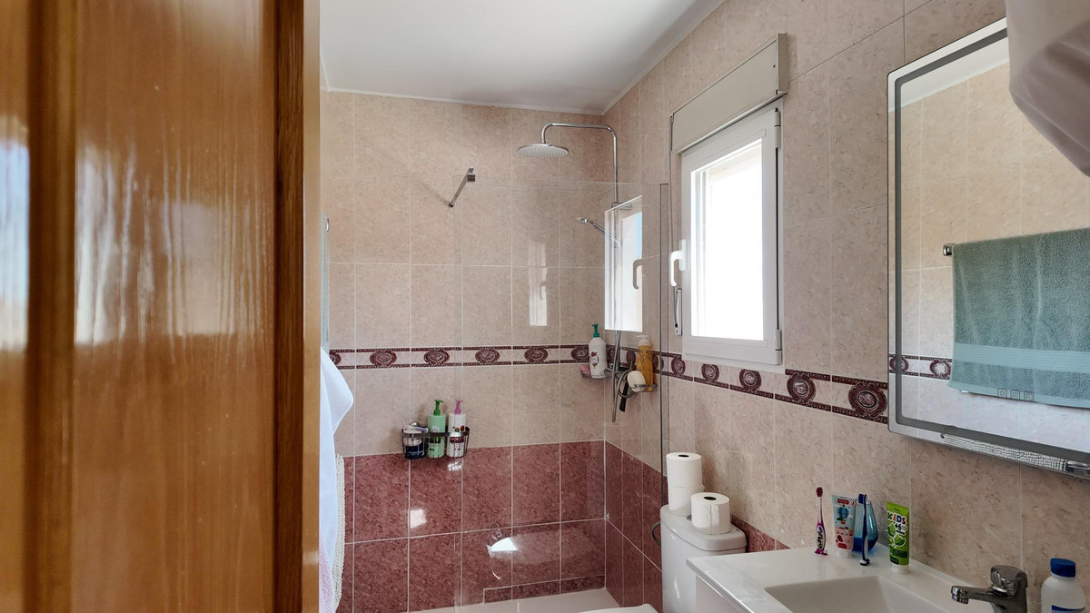 Property main view 33