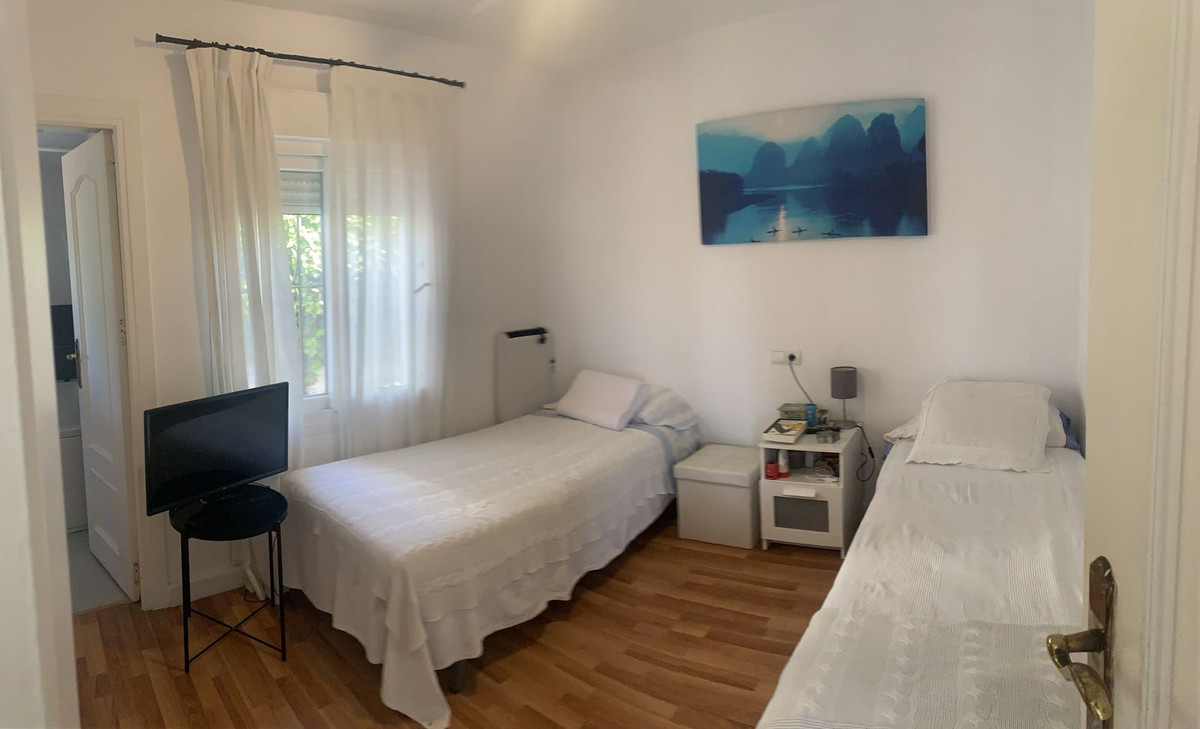 Huis te koop in San Pedro de Alcántara | 5 slaapkamers H4294702