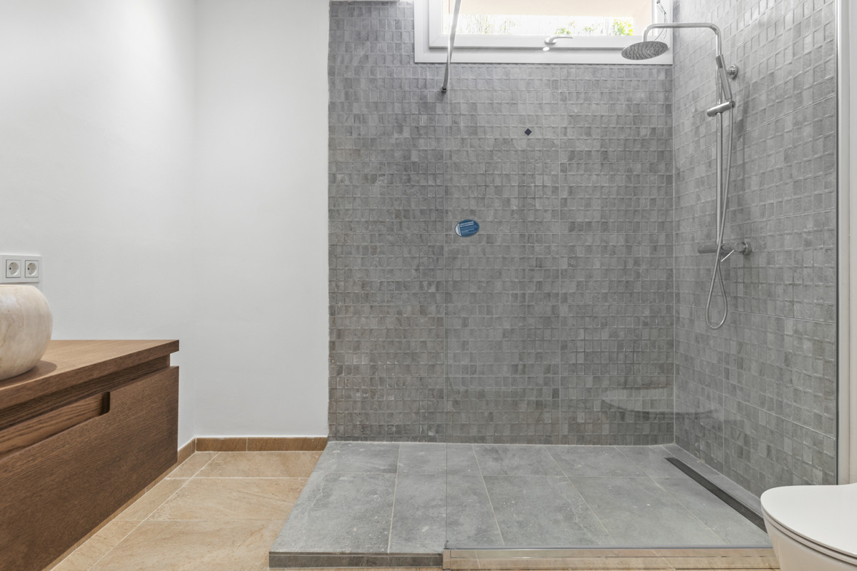 Property main view 40