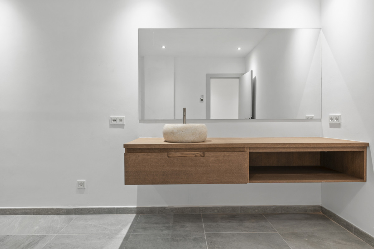 Property main view 50