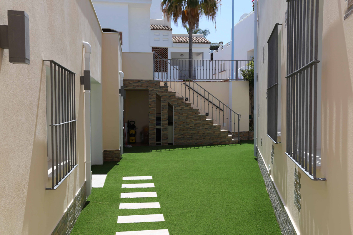 Huis te koop in San Pedro de Alcántara | 4 slaapkamers H4335235