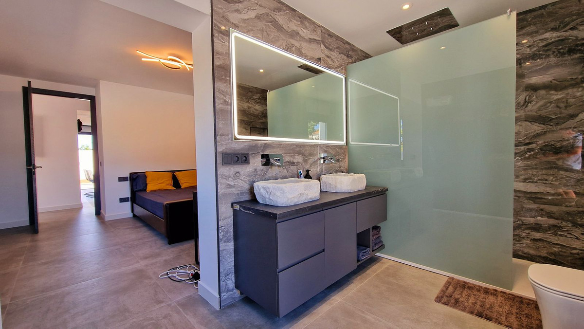 Property main view 15