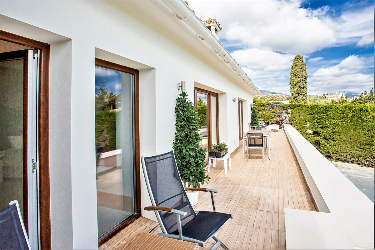 Huis te koop in San Pedro de Alcántara | 8 slaapkamers H4631002