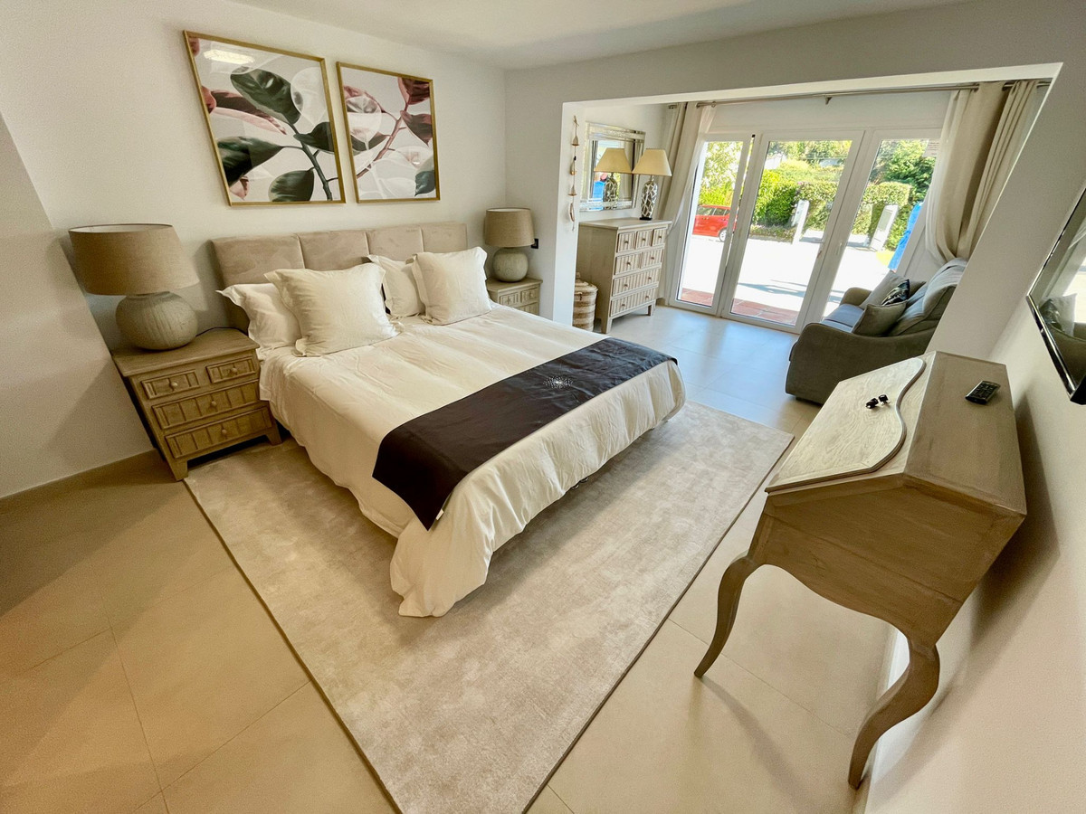 Huis te koop in San Pedro de Alcántara | 8 slaapkamers H4631002
