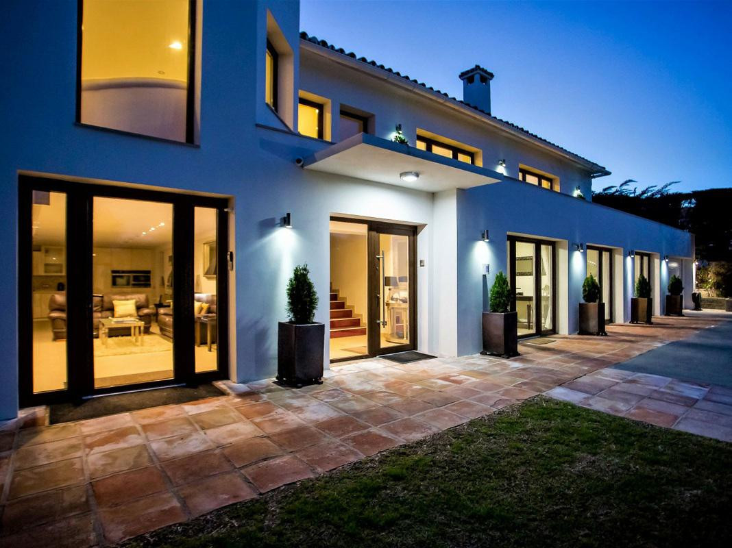 Huis te koop in San Pedro de Alcántara | 8 slaapkamers H4631002