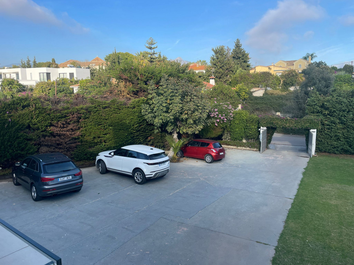 Huis te koop in San Pedro de Alcántara | 8 slaapkamers H4631002