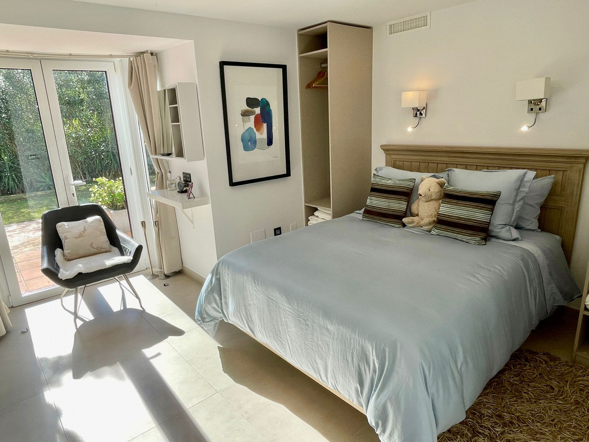 Huis te koop in San Pedro de Alcántara | 8 slaapkamers H4631002